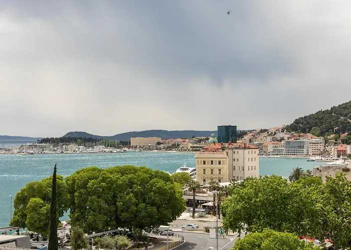 アパート 5th Floor Apartment- Harborview *